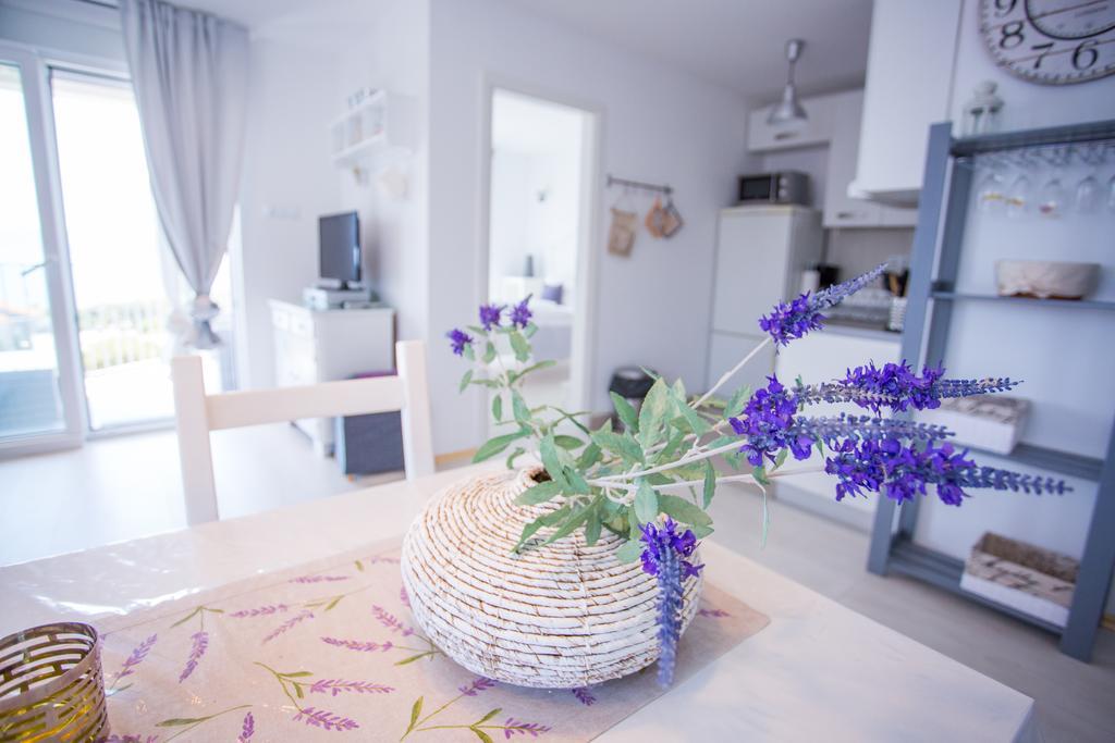 Apartments Lavarin Novi Vinodolski Eksteriør bilde